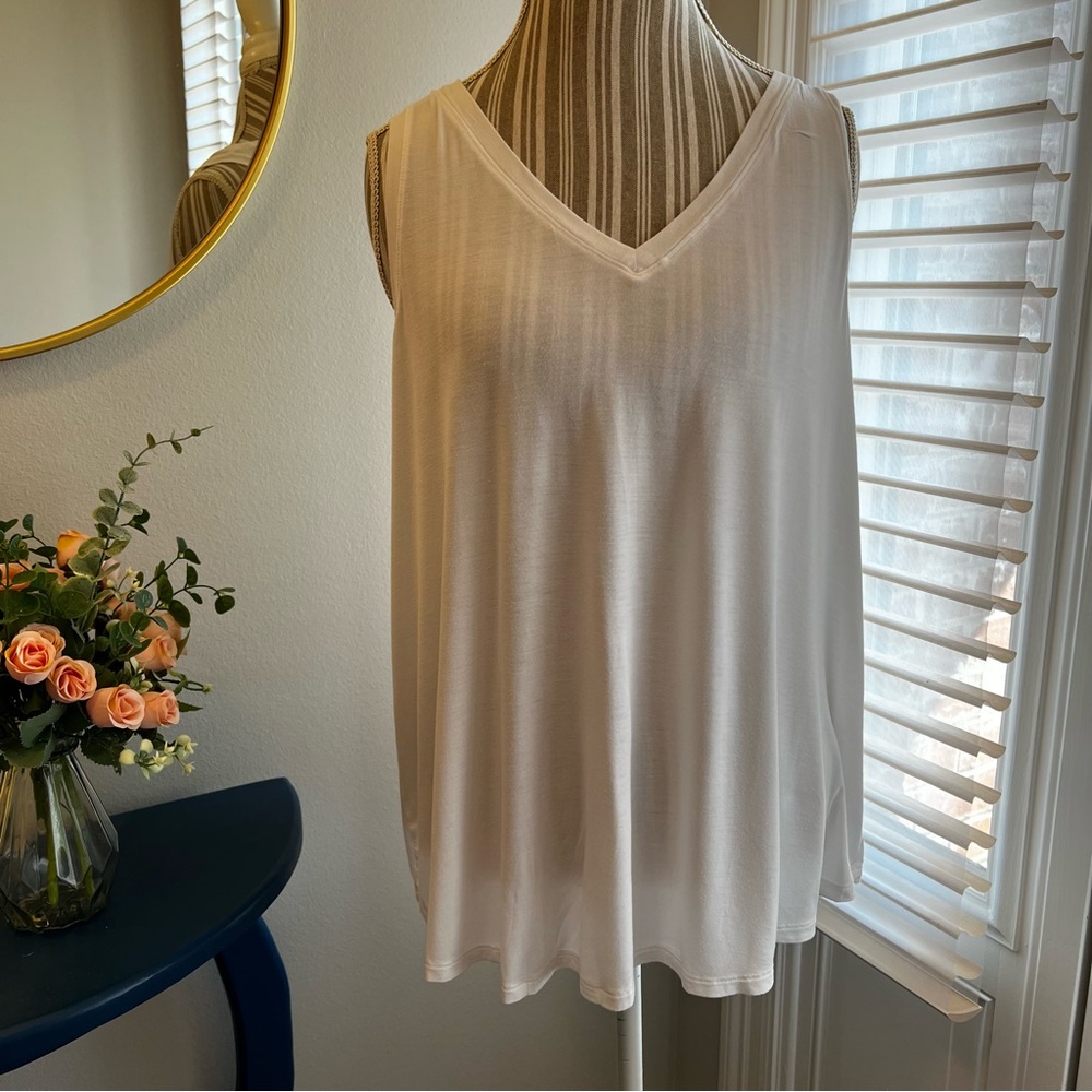 White Pleated Sleeveless Tank Top